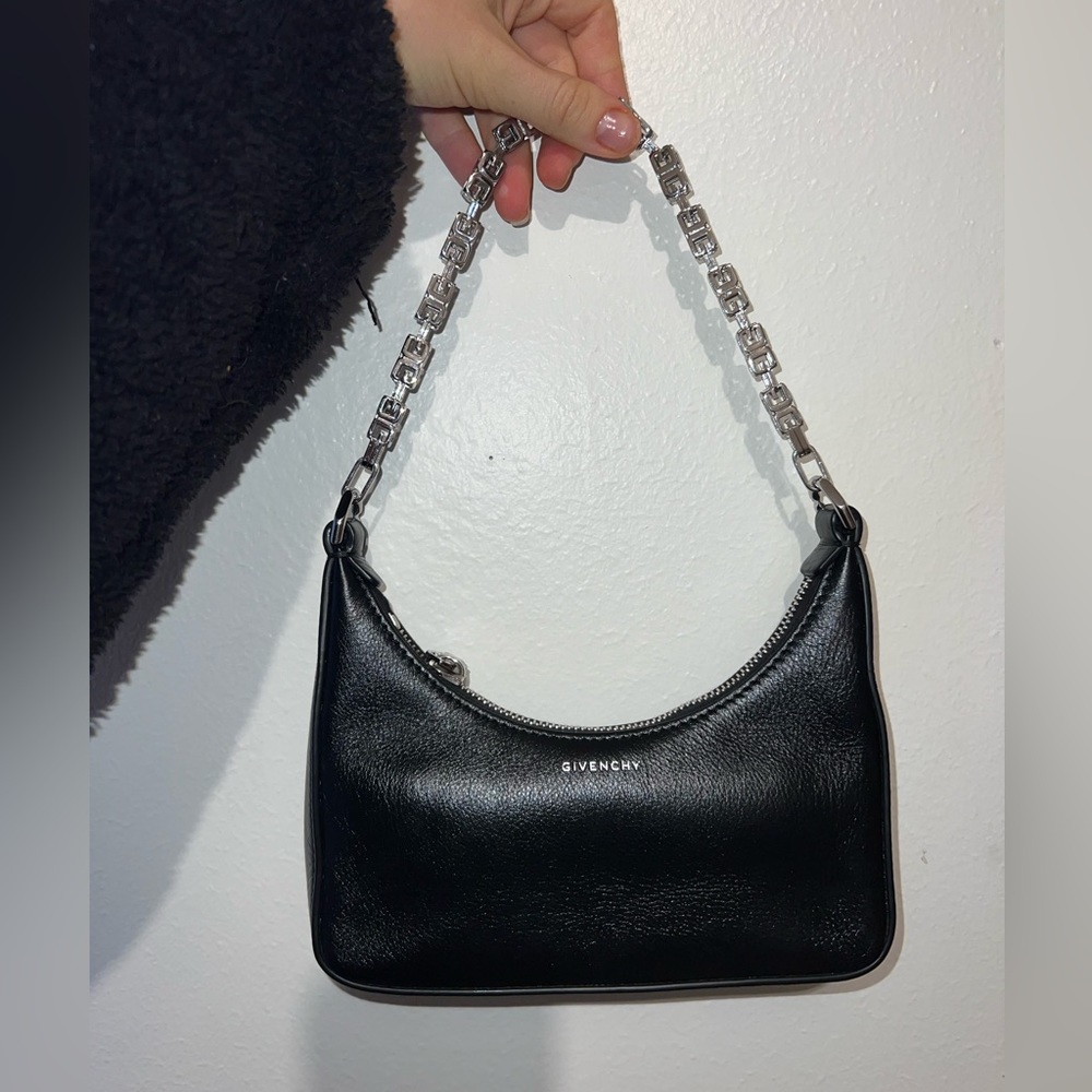 Givenchy bag. Black colour.